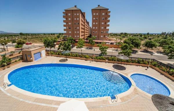 Apartamento Equipado En La Playa Torre La Sal 카바네스 외부 사진